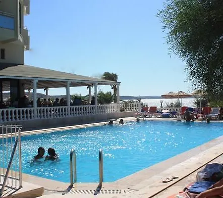 מלון Wa Farm & Çeşme
