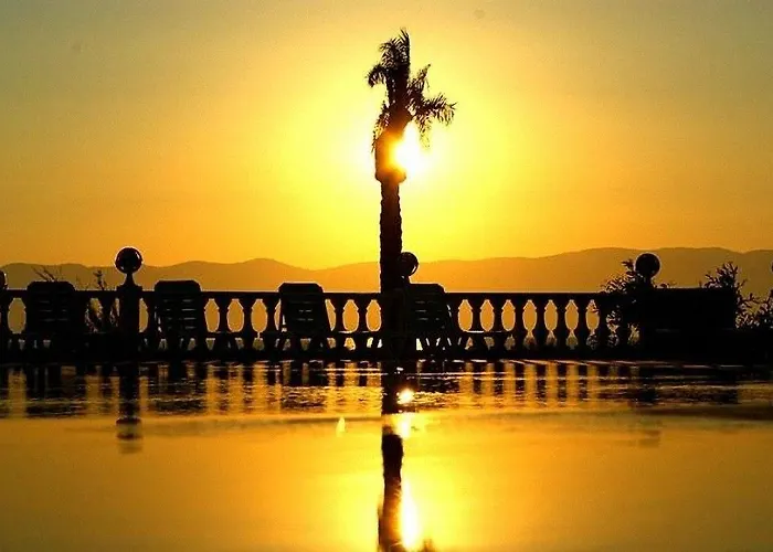 فندق دابليو إيه تشيشمي فارم هوتل بيتش ريزورت آند سبا