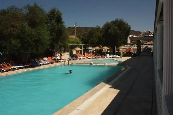 Wa Farm & Ξενοδοχείο Çeşme